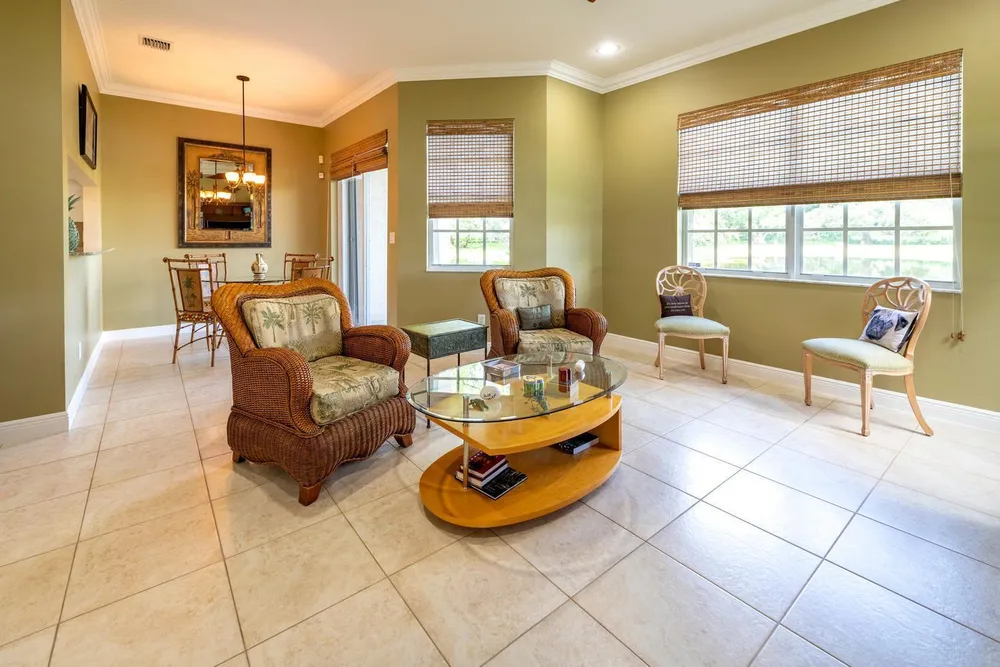 3501 Lakeside Dr, Davie, FL 33328