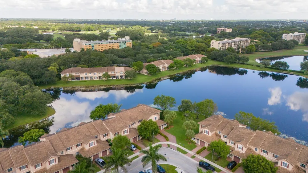 3501 Lakeside Dr, Davie, FL 33328