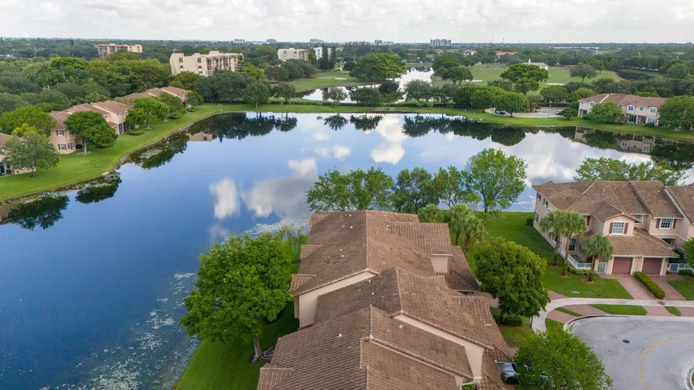 3501 Lakeside Dr, Davie, FL 33328