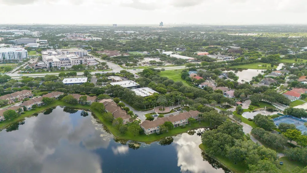 3501 Lakeside Dr, Davie, FL 33328