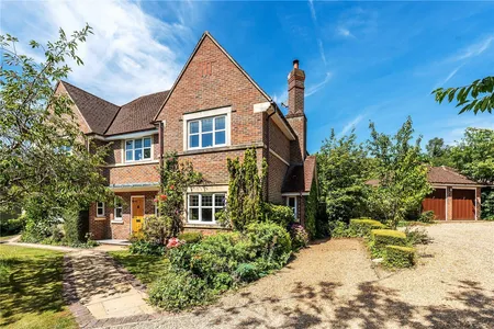 The Fairways, Redhill, RH1