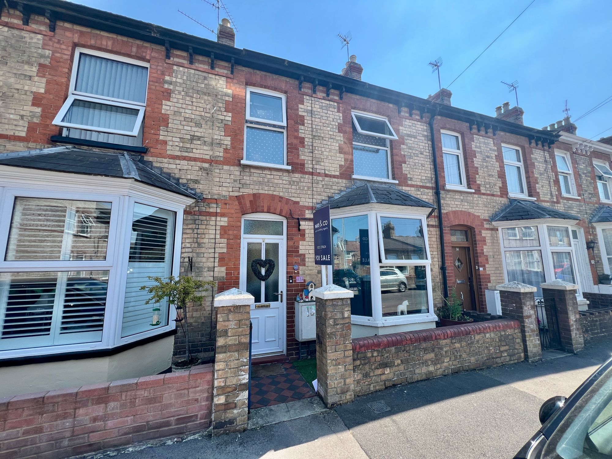Stephen Street, Taunton - NO onward chain!! Image 14