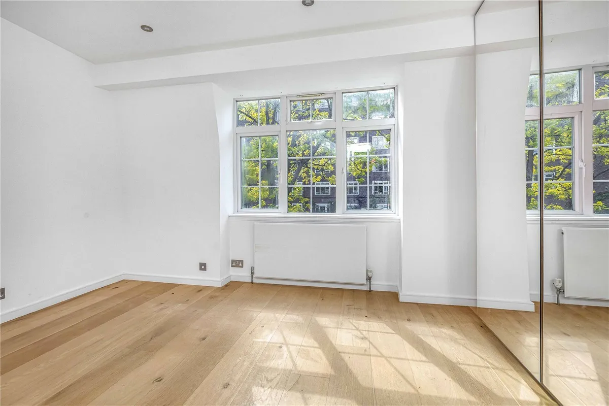 Holland Park Road, London, W14