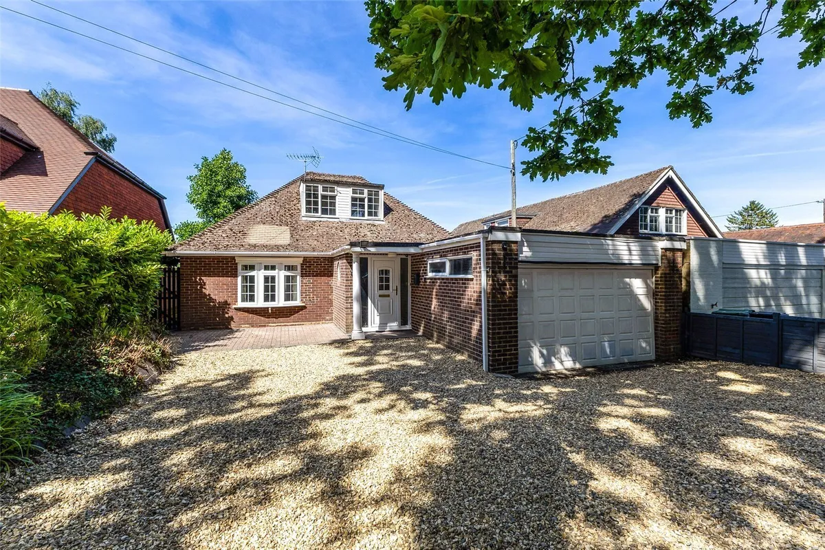 Pack Lane, Kempshott, RG22