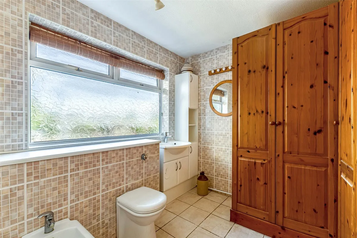 Pack Lane, Kempshott, RG22