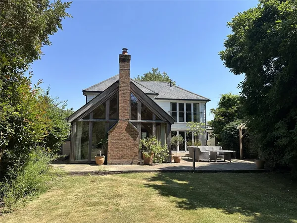 Chestnut Avenue, Chichester, PO19 photo 15