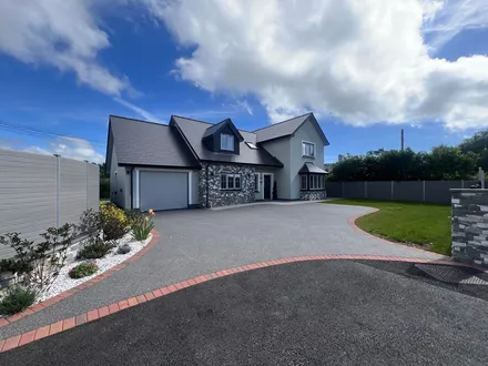 2 Cae Crug, Penrhiwllan, Llandysul, SA44