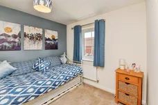 Walnut Drive, Chippenham