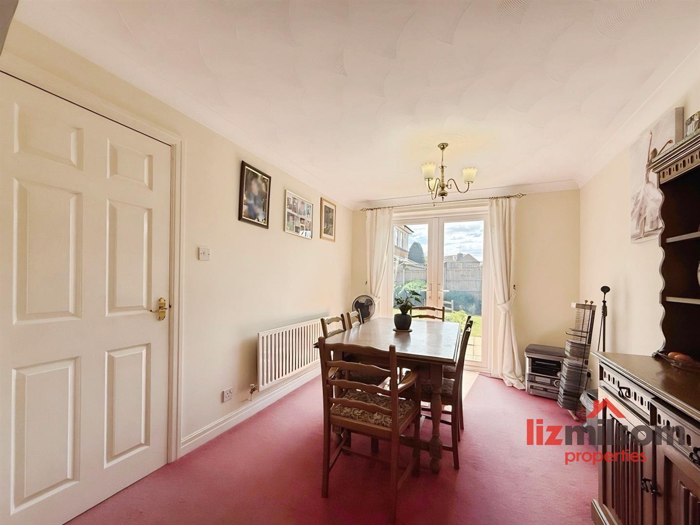 Almond Grove, Newhall, Swadlincote Image 4