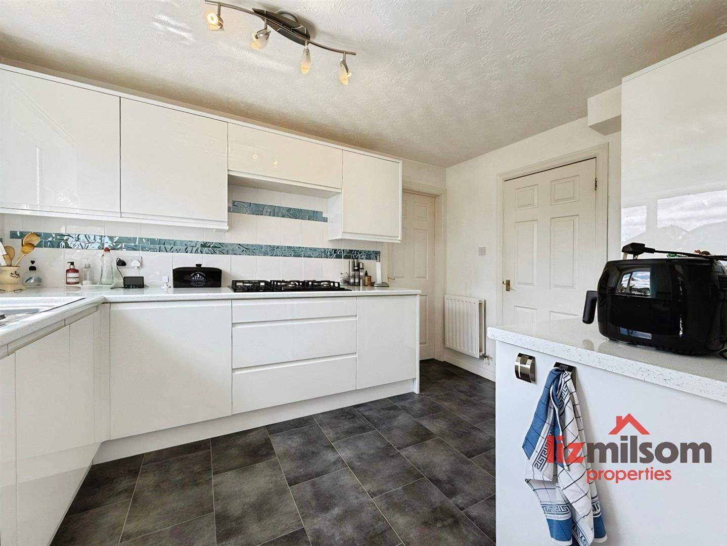 Almond Grove, Newhall, Swadlincote Image 8
