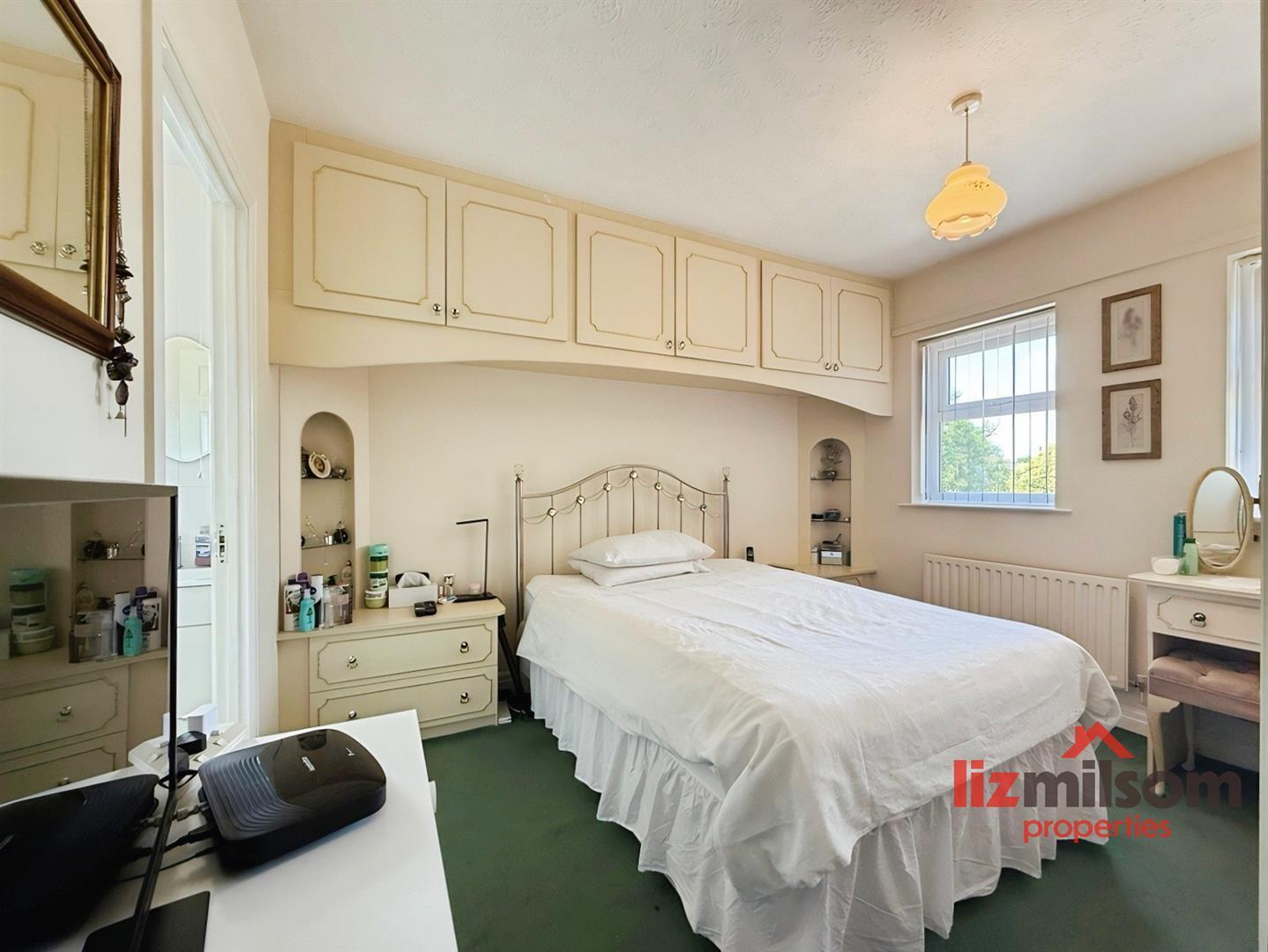 Almond Grove, Newhall, Swadlincote Image 12