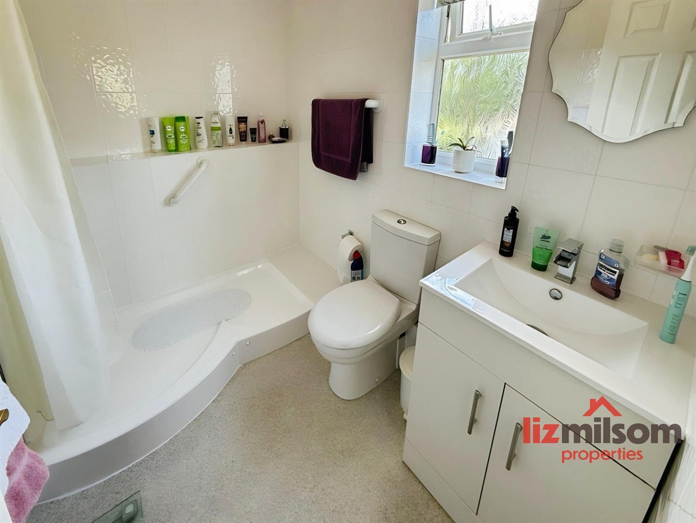Almond Grove, Newhall, Swadlincote Image 14