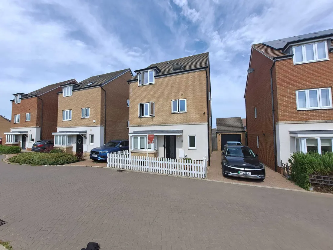 Property photo 1