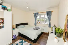 Birdhill Avenue, Reading