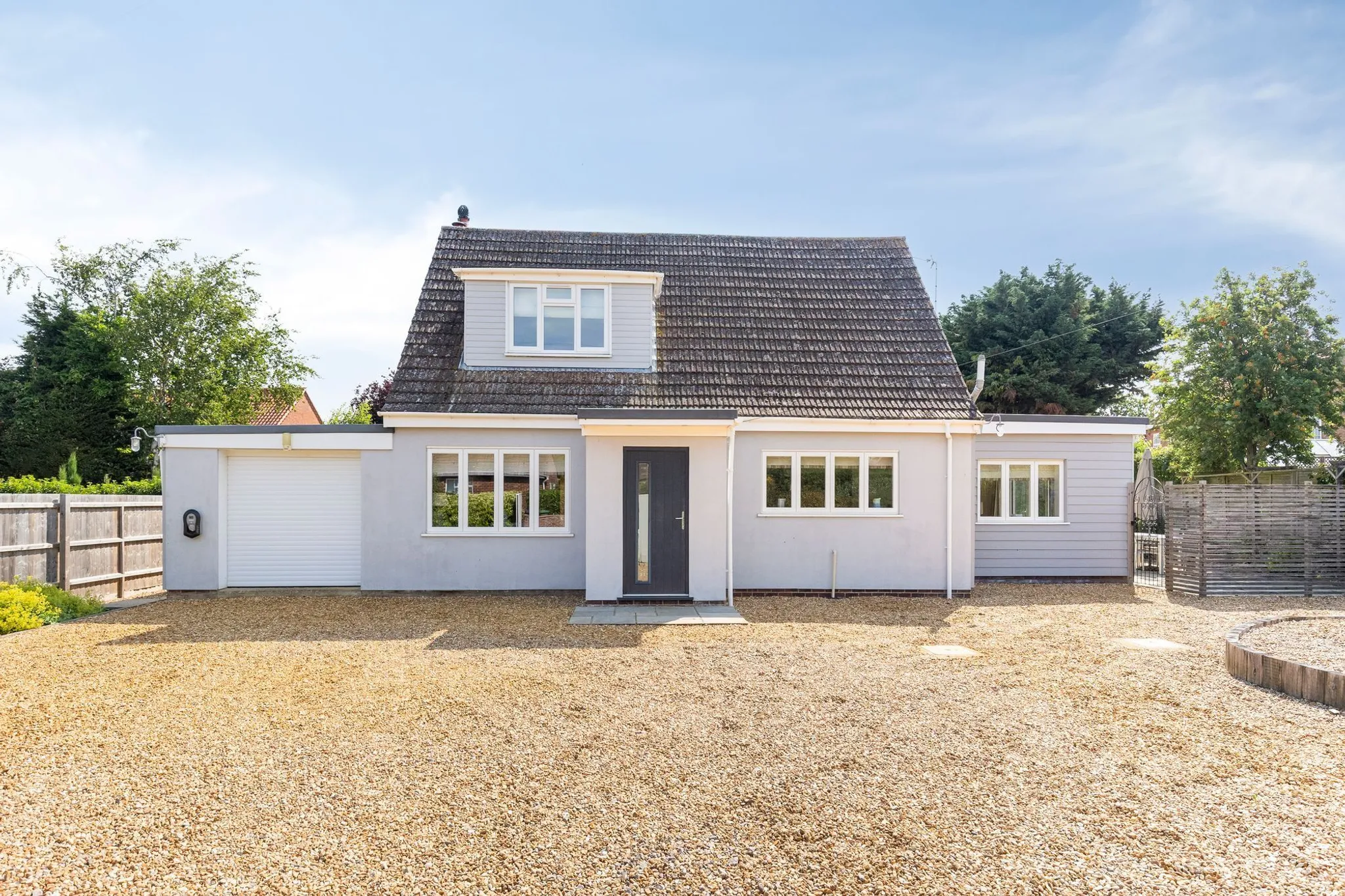 Stylish Detached Coastal Home In Thornham