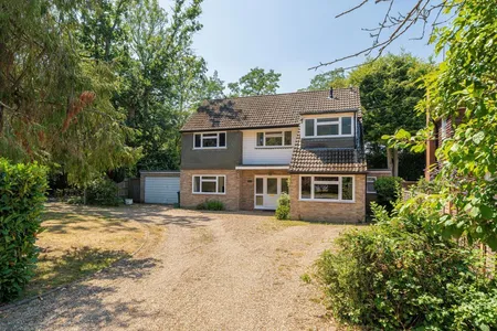 The Fairway, Weybridge, KT13