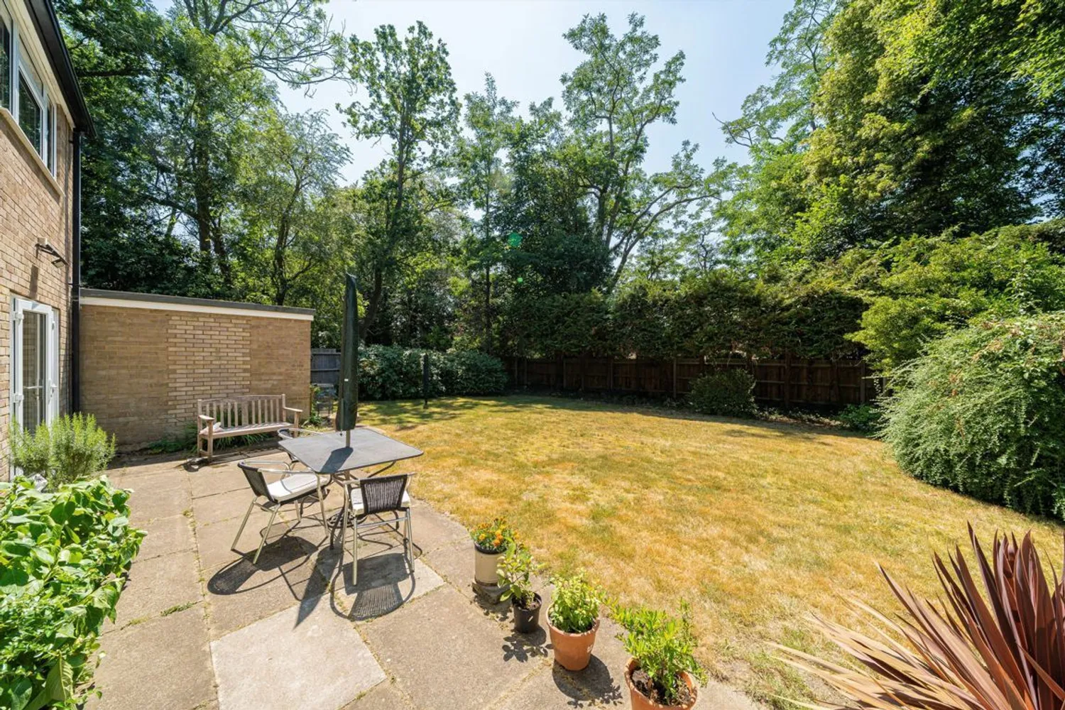 The Fairway, Weybridge, KT13 photo 7