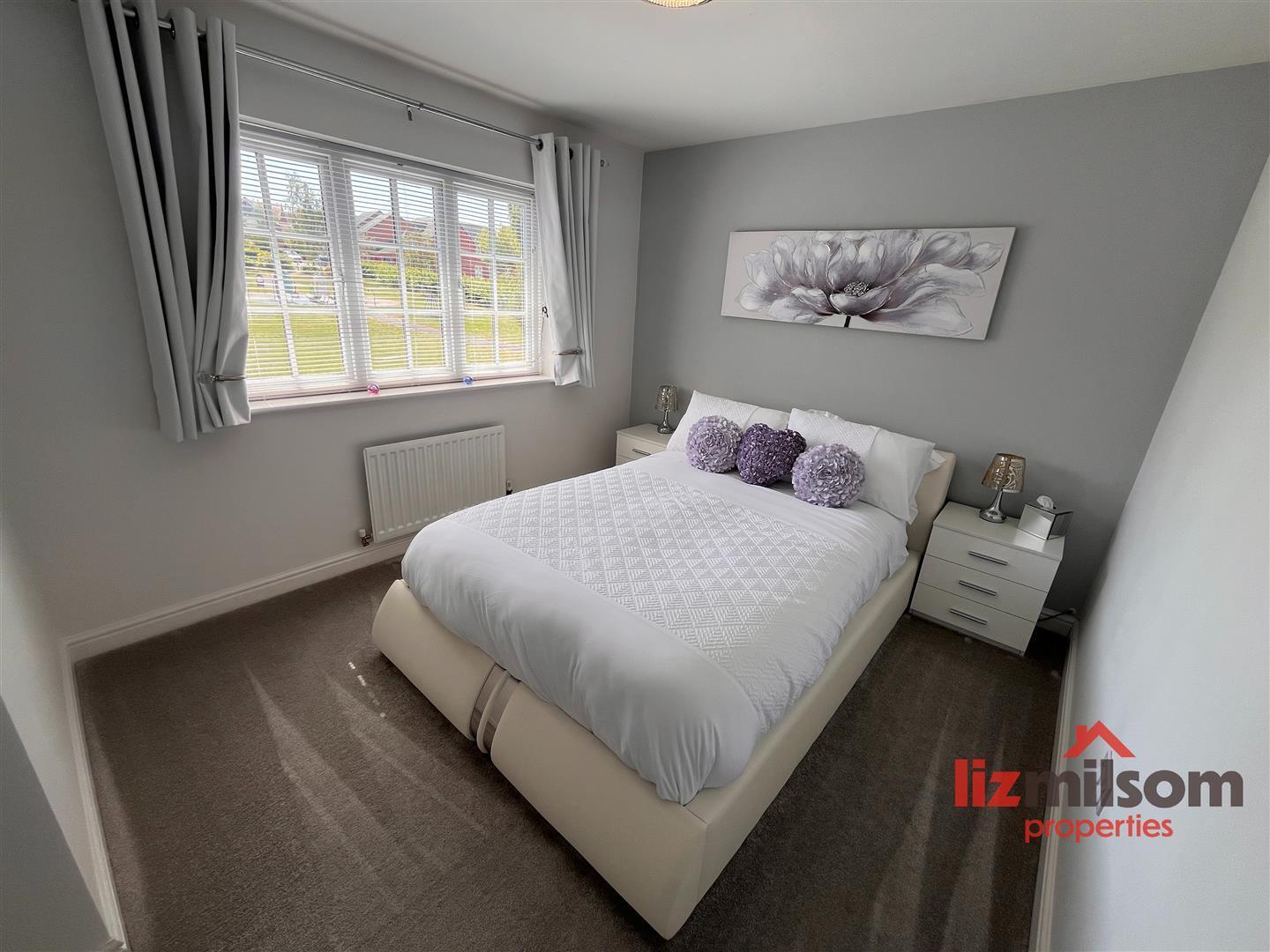 Newman Drive, Church Gresley, Swadlincote Image 25
