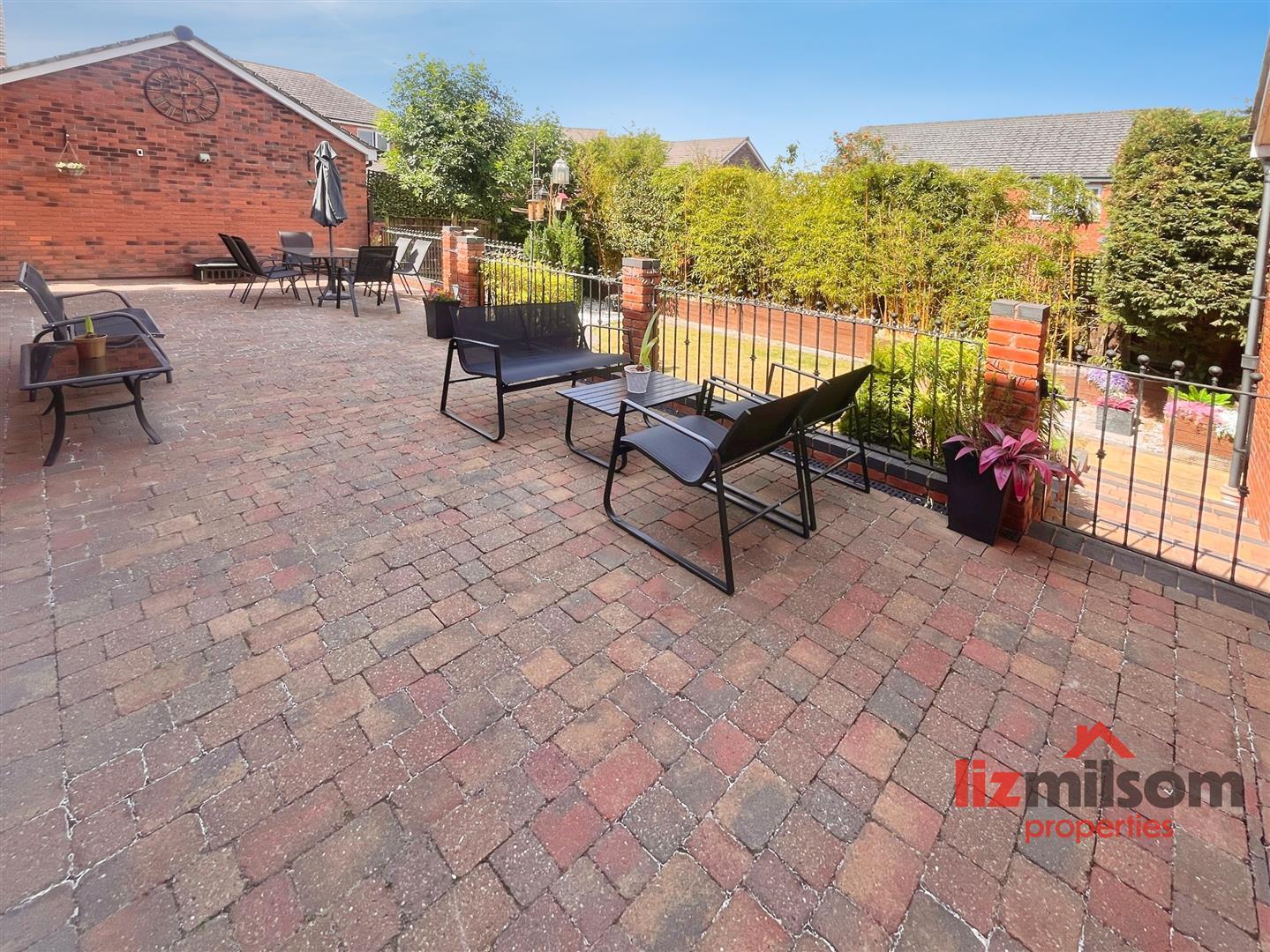 Newman Drive, Church Gresley, Swadlincote Image 32