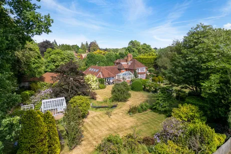 Weydown Road, Haslemere, GU27