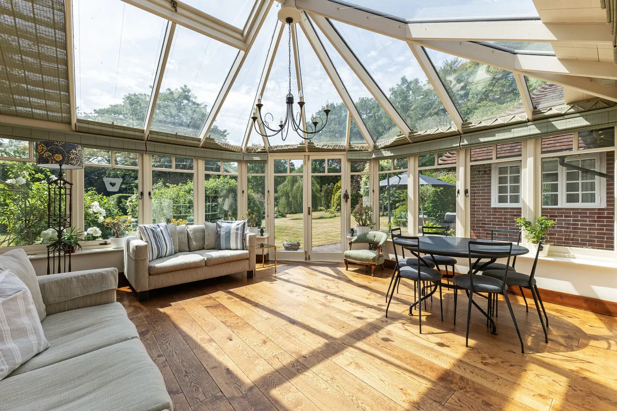 Weydown Road, Haslemere, GU27 photo 7
