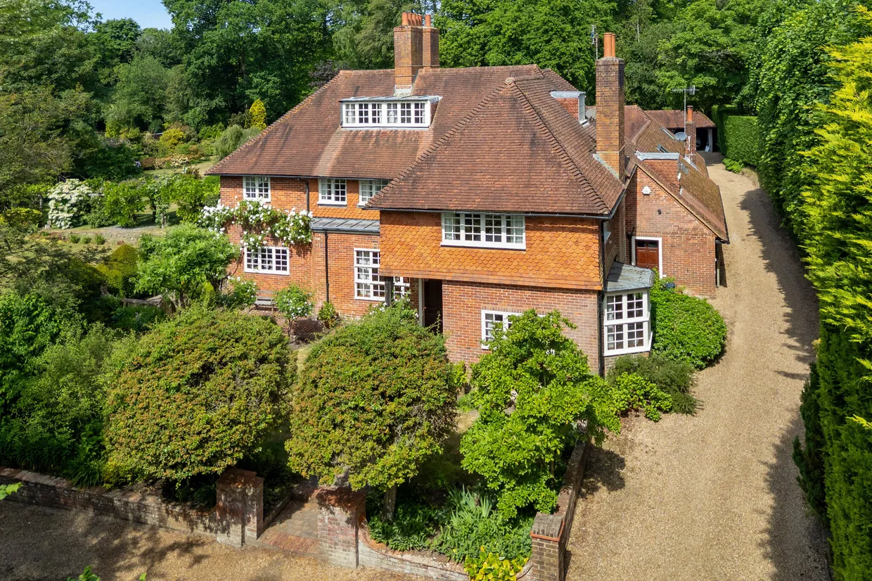 Weydown Road, Haslemere, GU27 photo 21