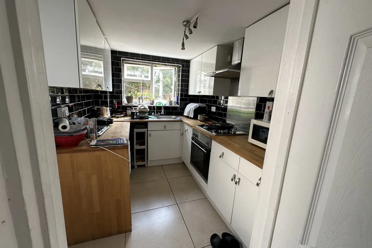 Sandhill Road, Northampton