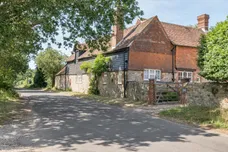 Linchmere, Haslemere, GU27 photo 2
