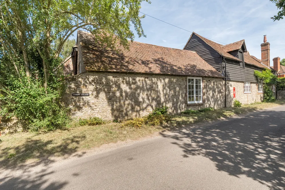 Linchmere, Haslemere, GU27 photo 3