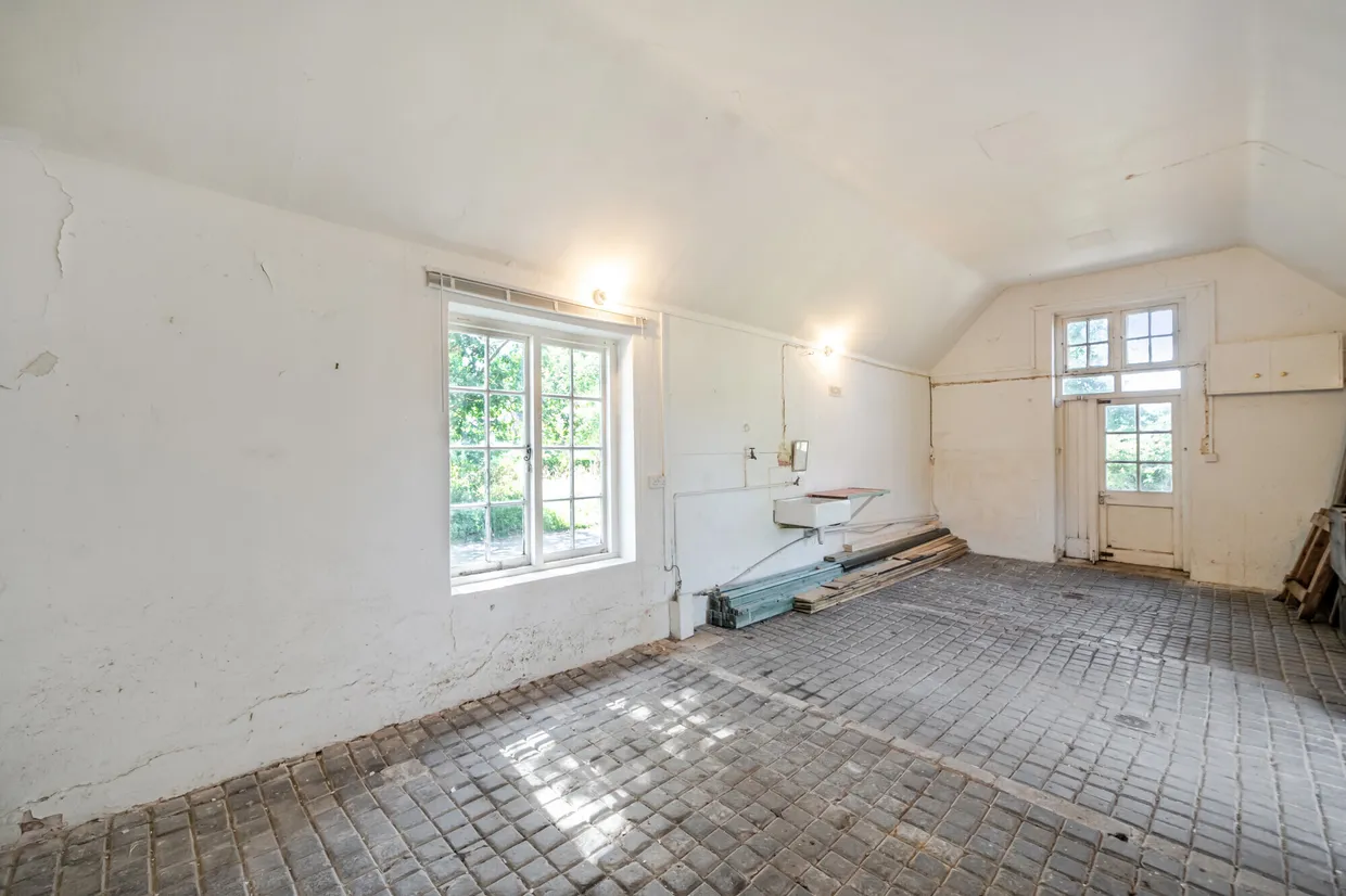 Linchmere, Haslemere, GU27 photo 8