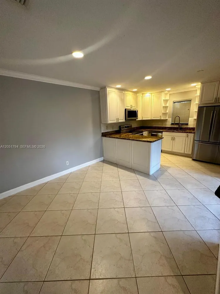 7671 Courtyard Run W, Boca Raton, FL 33433