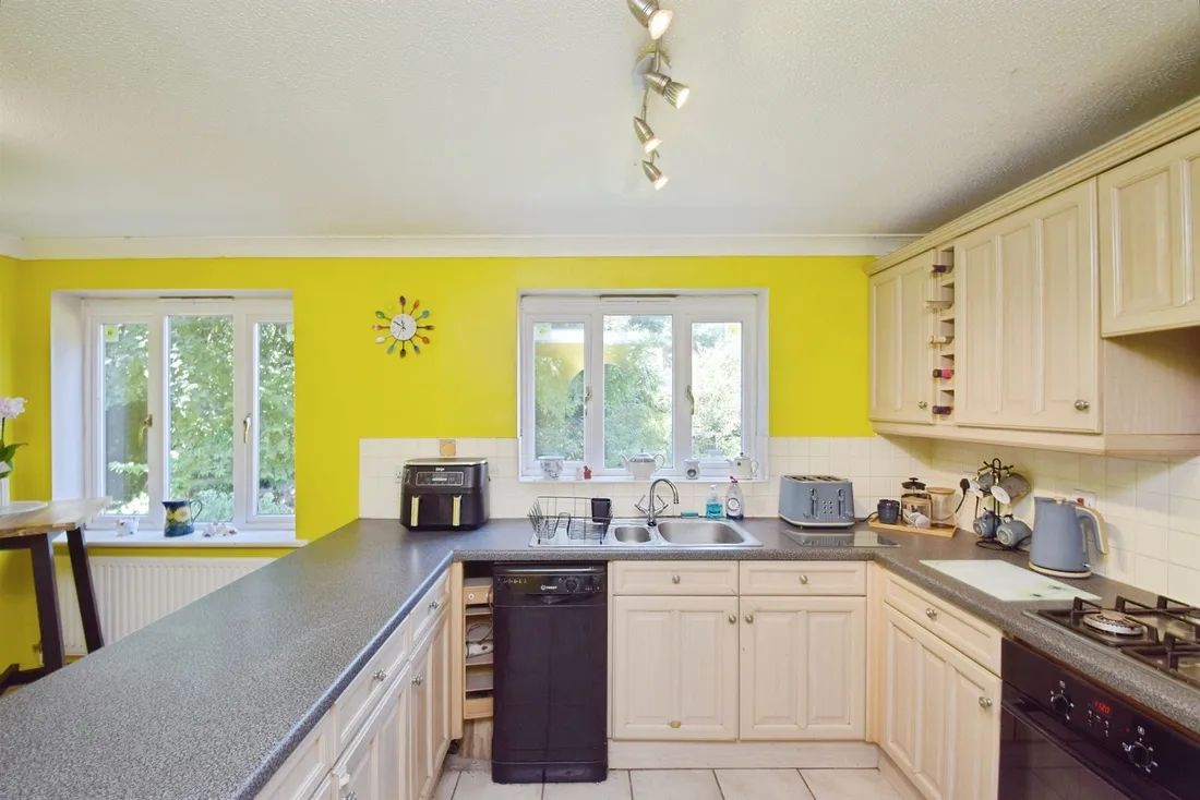 Property photo 11