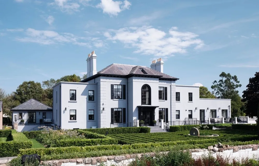Sunningdale Manor