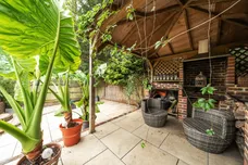 Firs Close, Horsham, RH12 photo 6