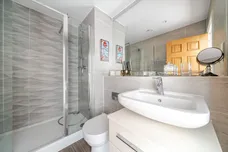 Firs Close, Horsham, RH12 photo 8