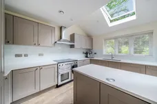 Firs Close, Horsham, RH12 photo 10