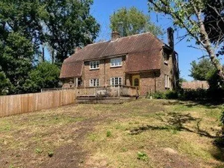 New Cottages, Hooklands, RH17