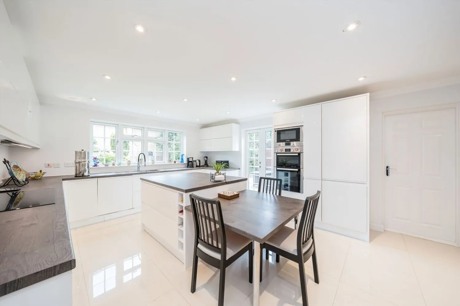 Fairacres, Cobham, KT11 photo 3
