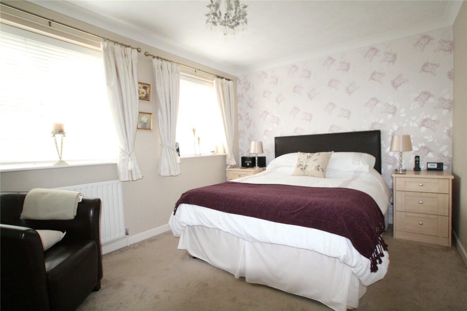 Mcwilliam Close Talbot Village, Poole Image 4