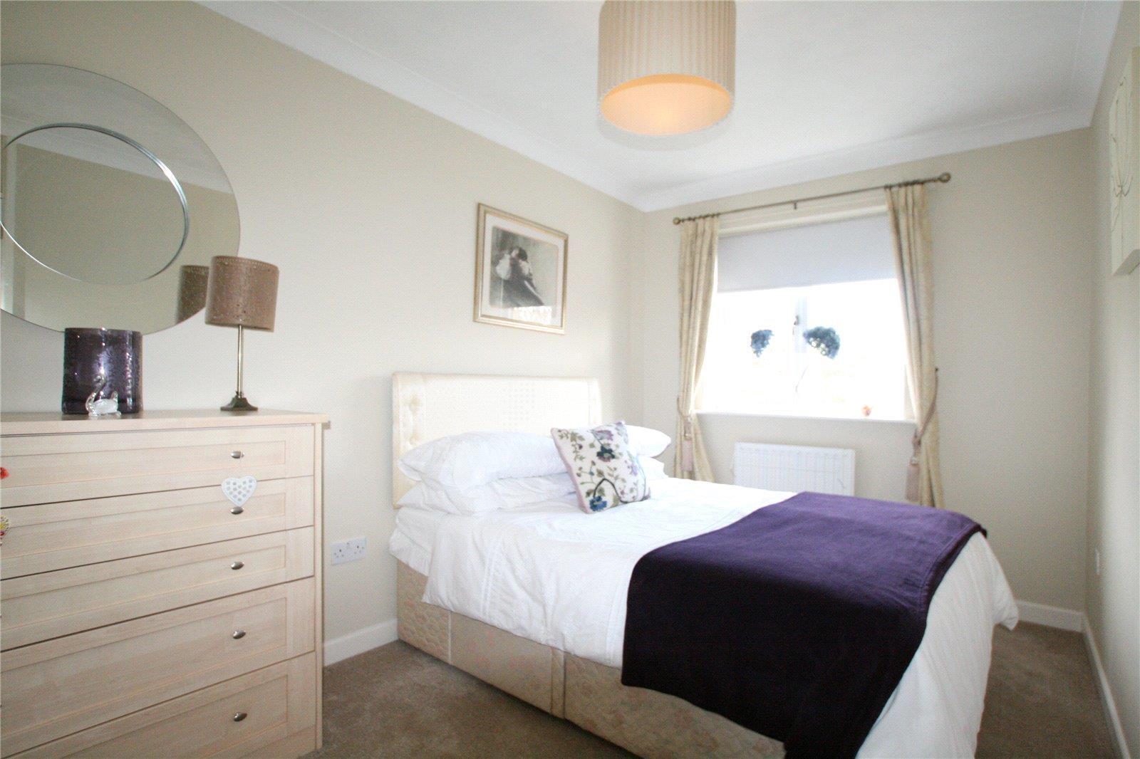 Mcwilliam Close Talbot Village, Poole Image 6