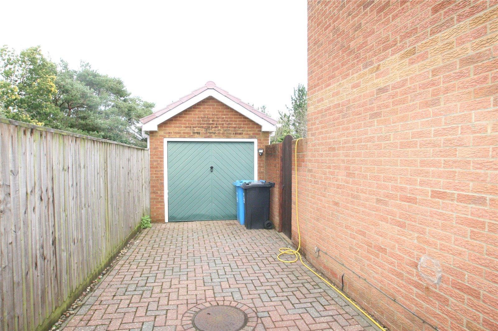Mcwilliam Close Talbot Village, Poole Image 9