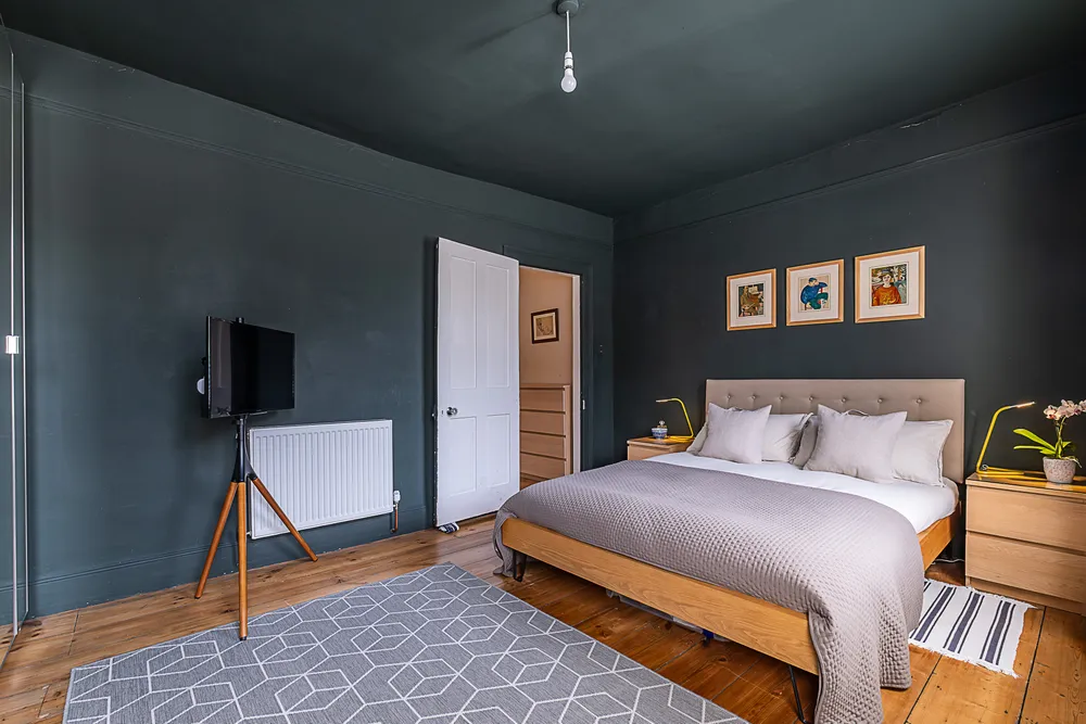 Clapham Manor Street, London, SW4