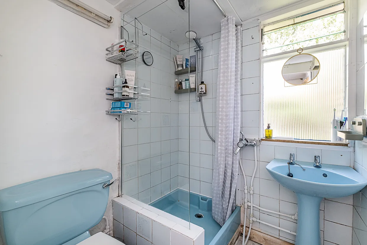 Clapham Manor Street, London, SW4 photo 9