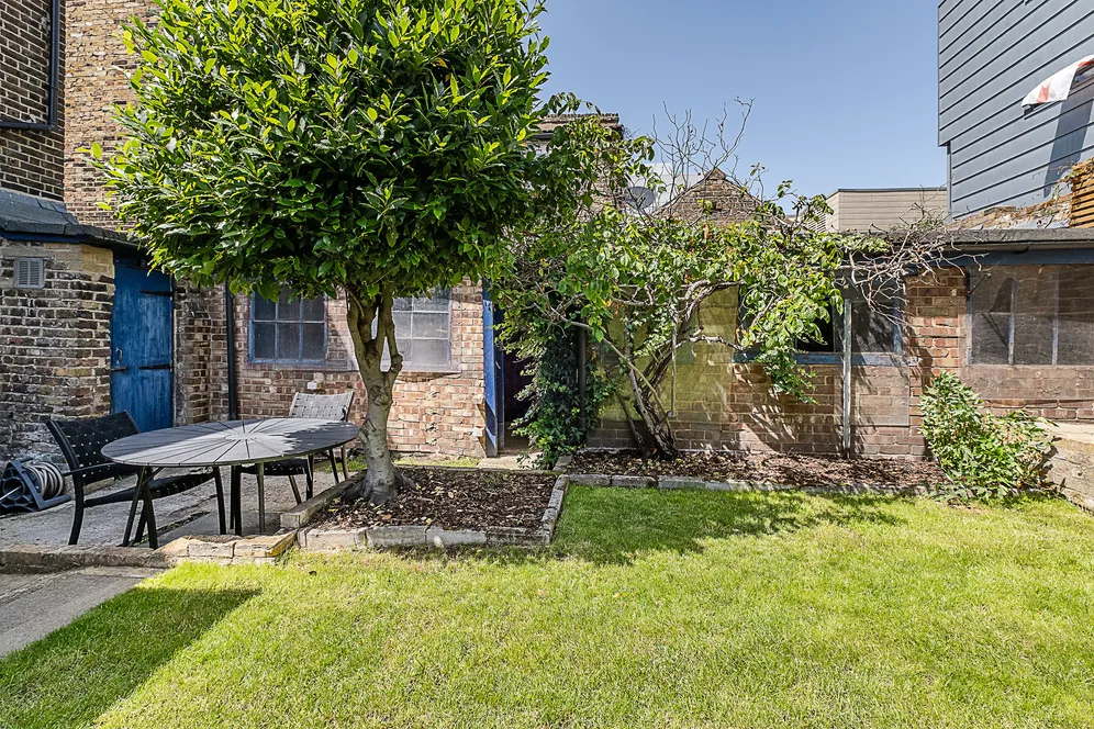 Clapham Manor Street, London, SW4 photo 38