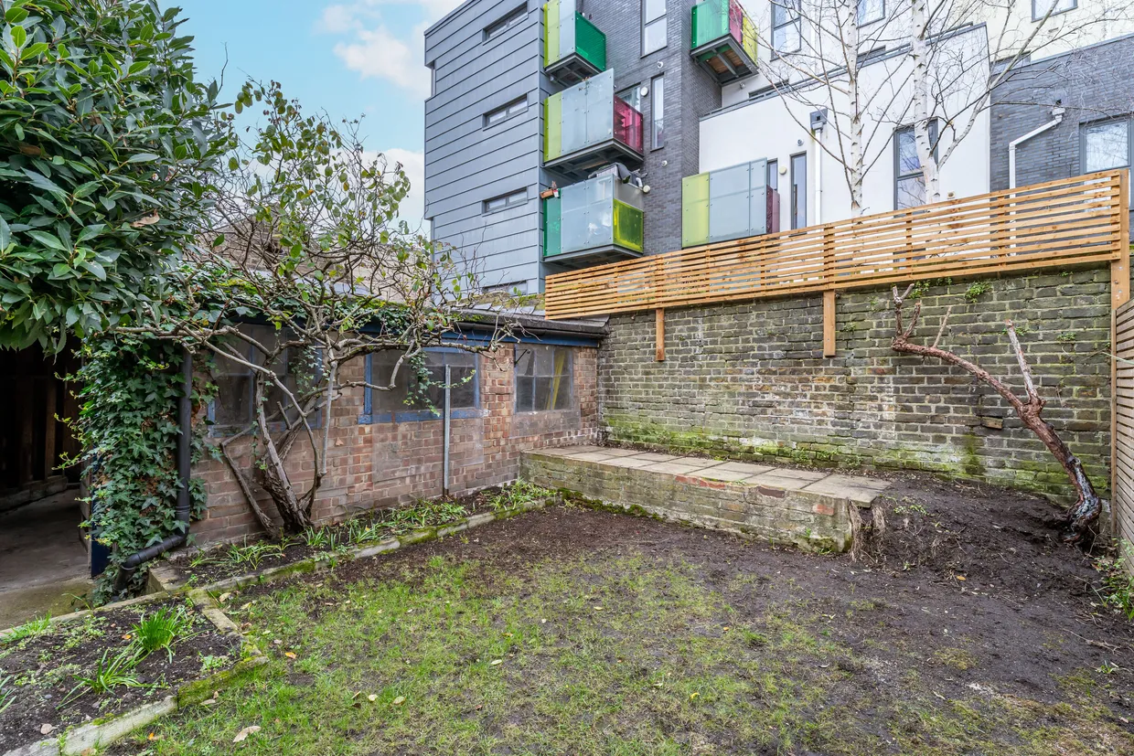 Clapham Manor Street, London, SW4 photo 29