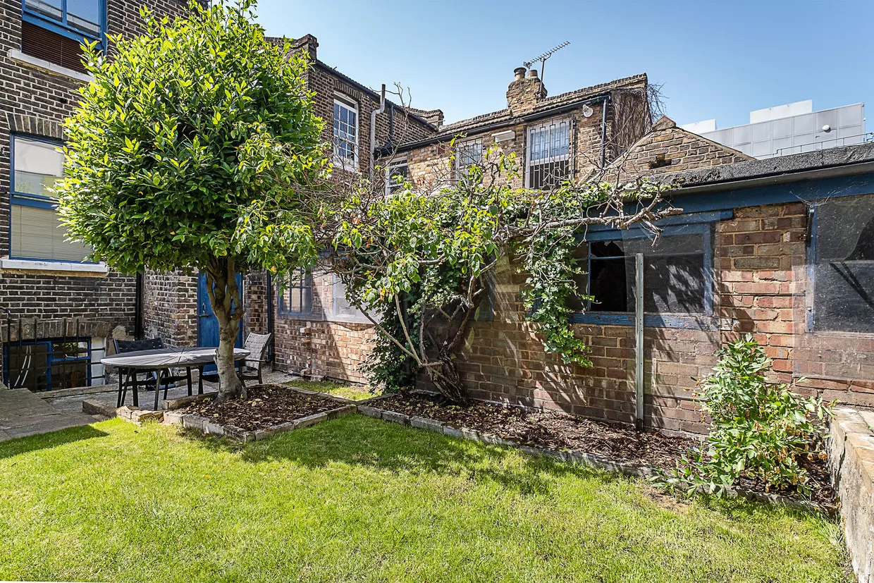 Clapham Manor Street, London, SW4 photo 40