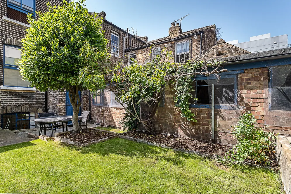 Clapham Manor Street, London, SW4 photo 40