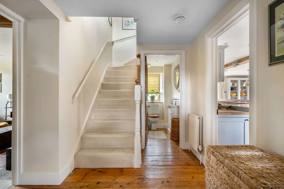 Daglingworth, Cirencester, GL7 photo 11