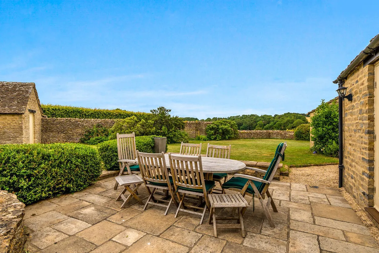 Daglingworth, Cirencester, GL7 photo 20