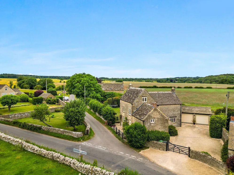 Daglingworth, Cirencester, GL7 photo 23